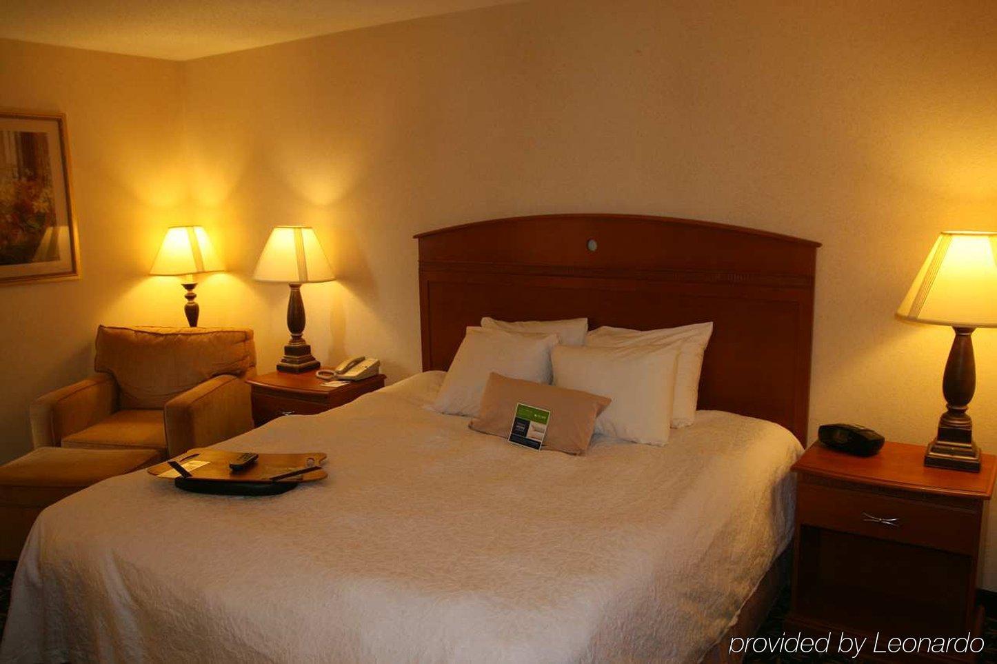Hampton Inn Akron-Fairlawn Montrose Room photo