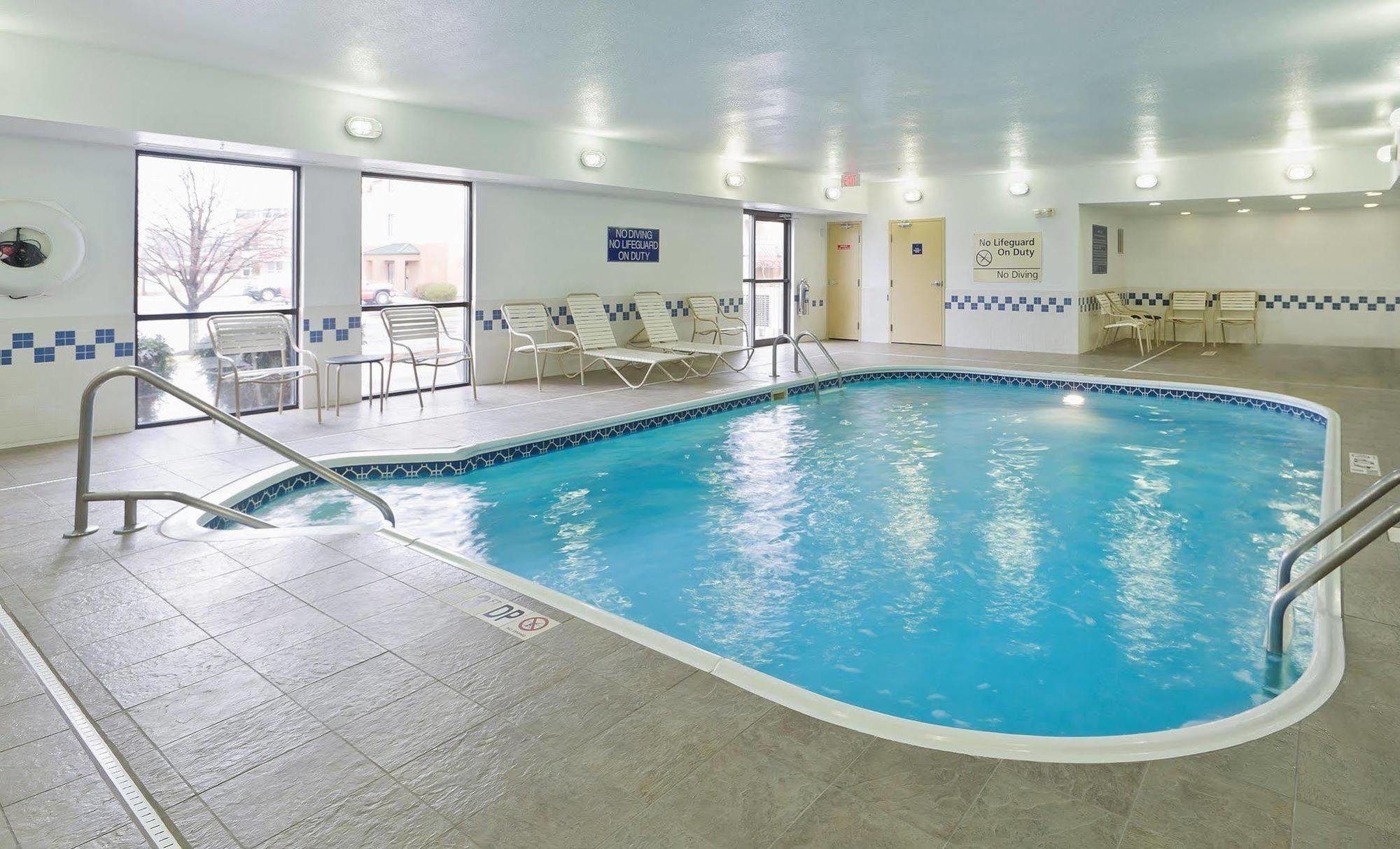 Hampton Inn Akron-Fairlawn Montrose Exterior photo